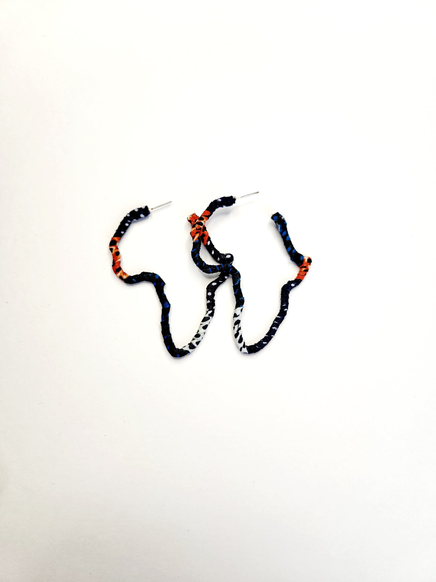 Boucles d'oreilles Kanisa en tissu wax carte Afrique