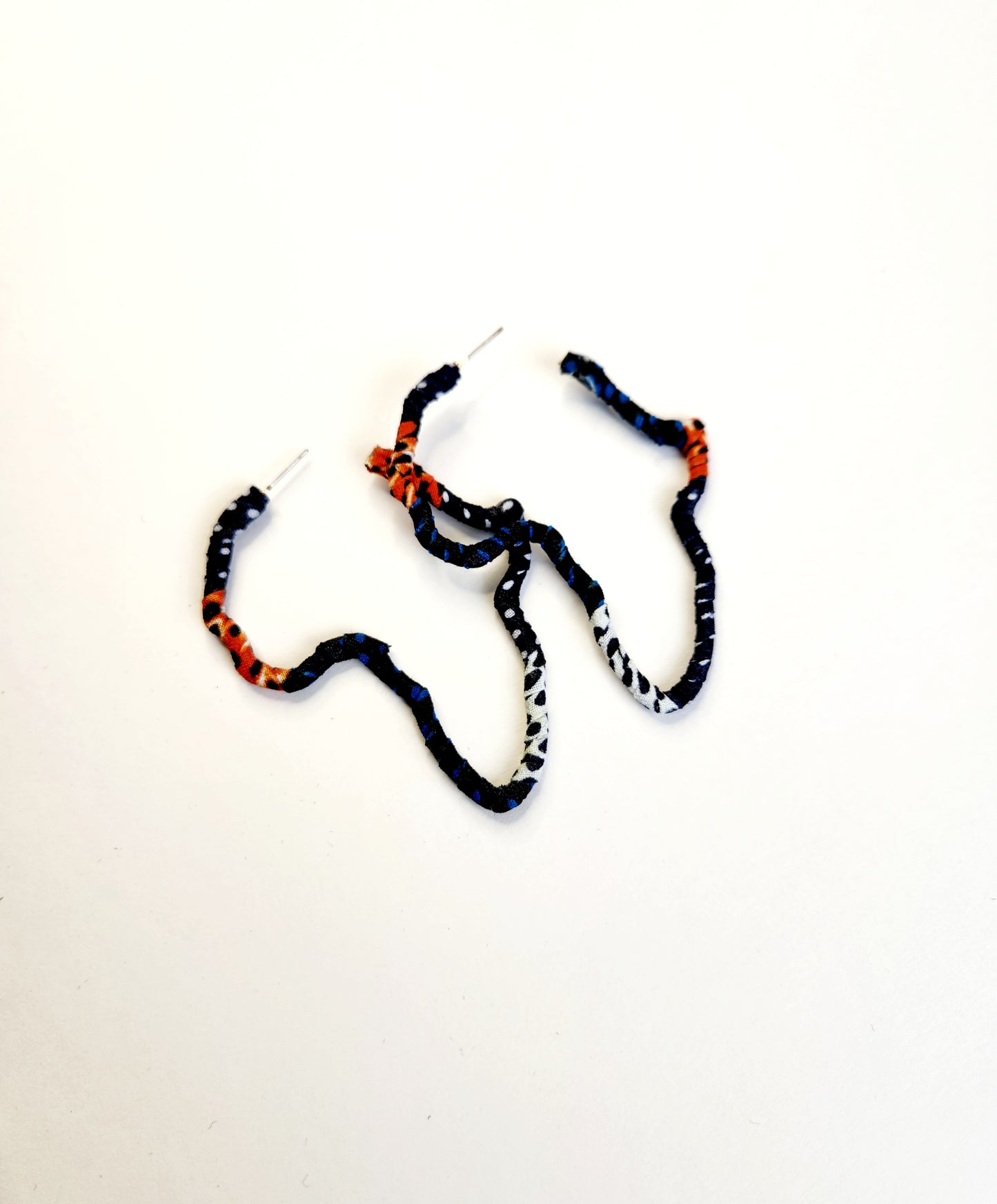 Boucles d'oreilles Kanisa en tissu wax carte Afrique