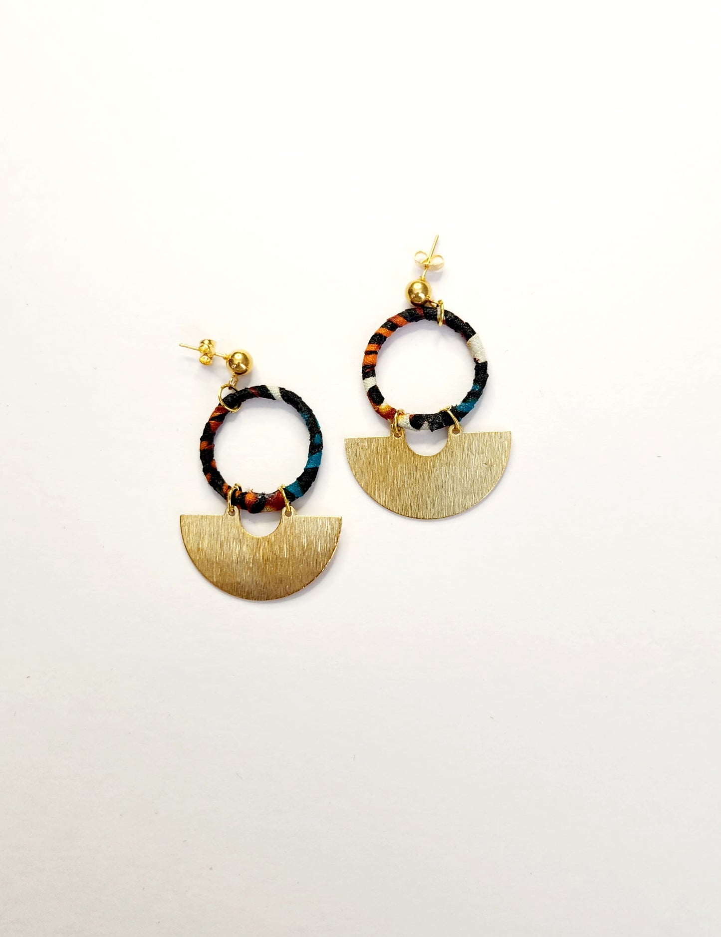 Boucles d'oreilles Kabibi en laiton et tissu wax