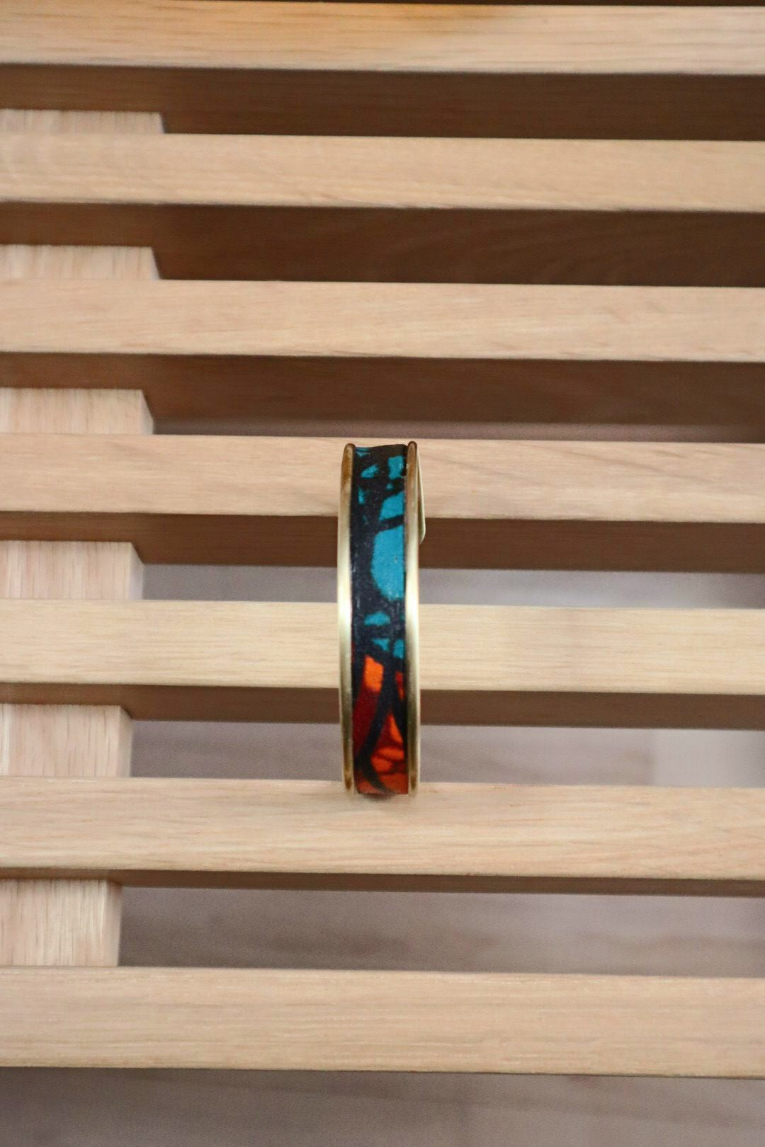 Bracelets Kumba manchettes réglables en laiton et tissu wax